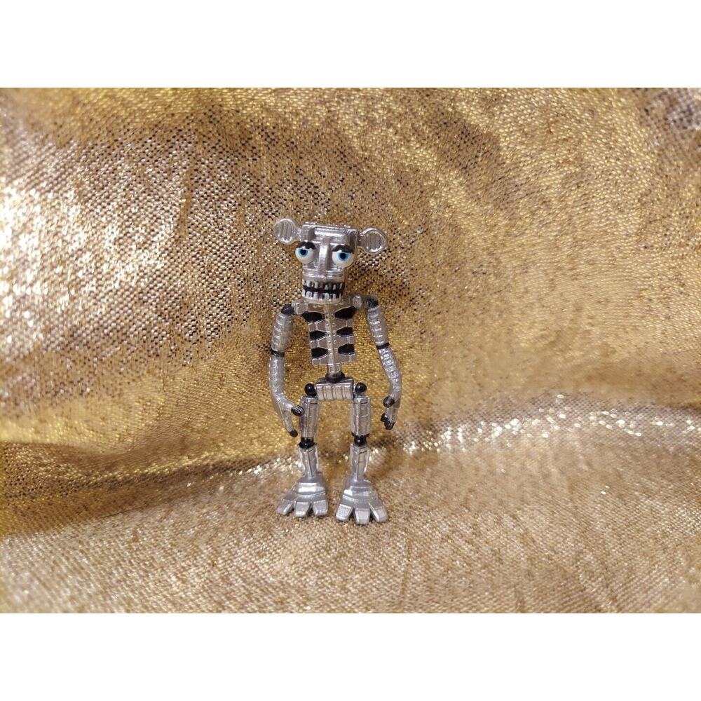 Funko 2016 Five Nights at Freddy’s Mini Figure Endo Skeleton Bear Animatronic